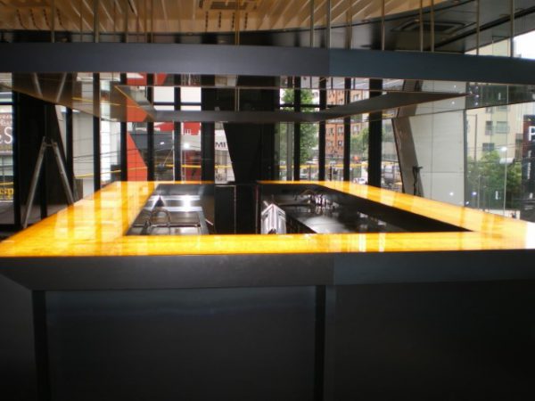 画像：六本木ショールーム　バーカウンター（天板）